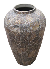 vase with eggshell