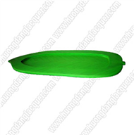 Green tray in leaf shape with spun bamboo material