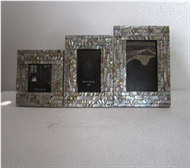 set of 3 picture frames with seashell