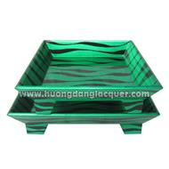 set of 2 lacquer trays