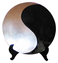 round dish with stand