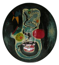 round dish with painting