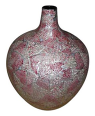 vase with eggshell