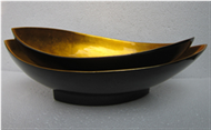 set of 2 boat bowls with base