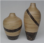 set of 2 vases with coconut inlay