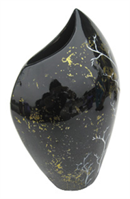 Lacquer vase 