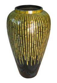  lacquer vases 
