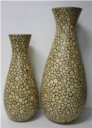 set of 2 vases with incrusted bamboo