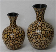 set of 2 vases with incrusted bamboo