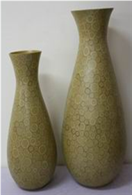 set of 2 vases with incrusted bamboo