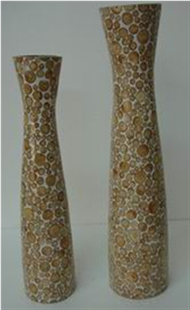 set of 2 vases with incrusted bamboo