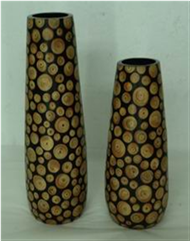 set of 2 vases with incrusted bamboo