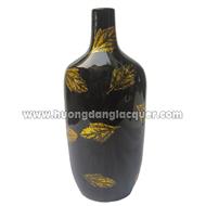 lacquer vase