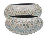 set of 2 lacquer vases